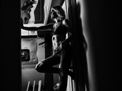 Dynamic light shadows in a fitness studio